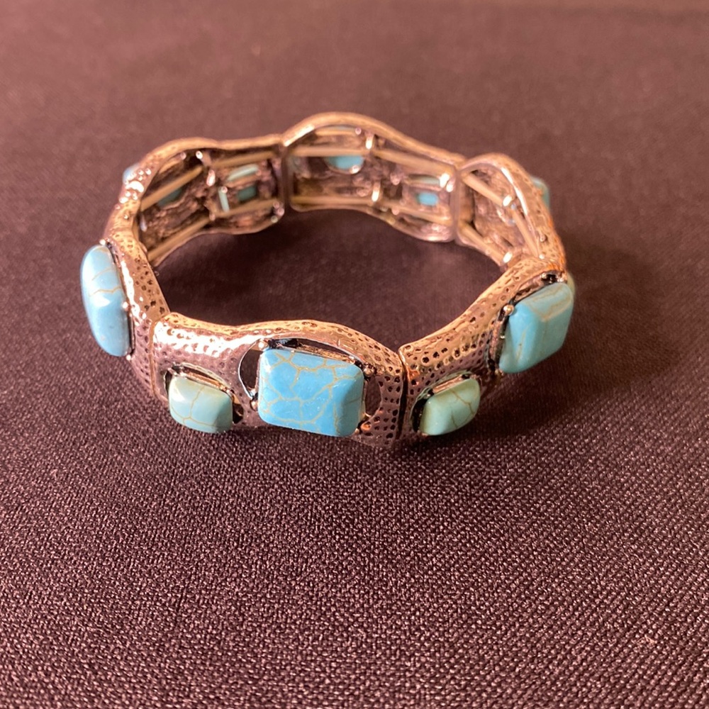 Faux Turquoise Stretchy Bracelet